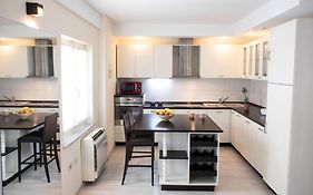 Down Town Tirana Apartment Center